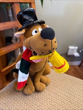 Vintage 1990s Scooby Plush Dog Toy Christmas Theme Xmas High Quality Made